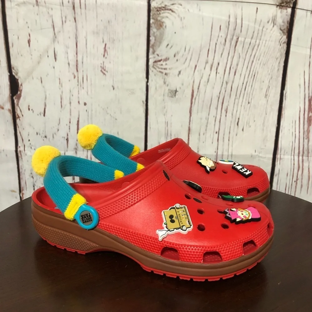 CROCS X SOUTH PARK CARTMAN classic clogs with 8 jibbitz charms size 10 Mens Nwt